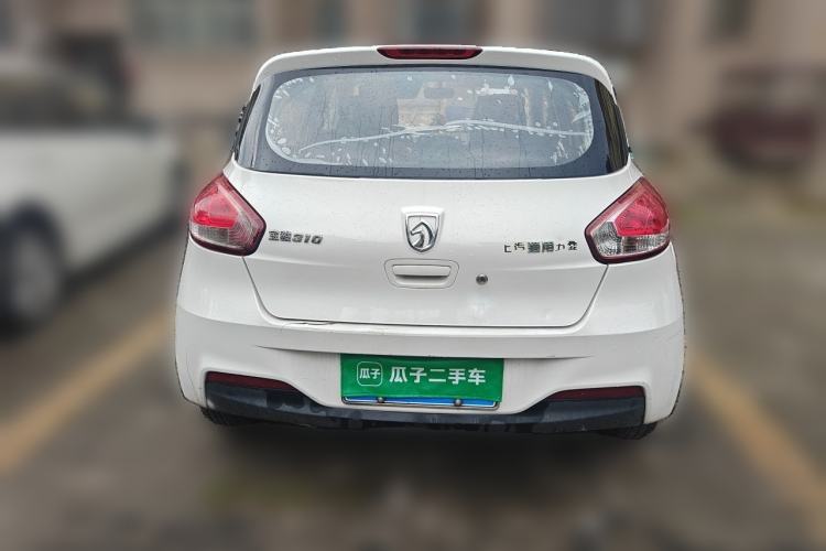 Used Baojun 310 2016 1.2L manual Comfort trim level Rear
