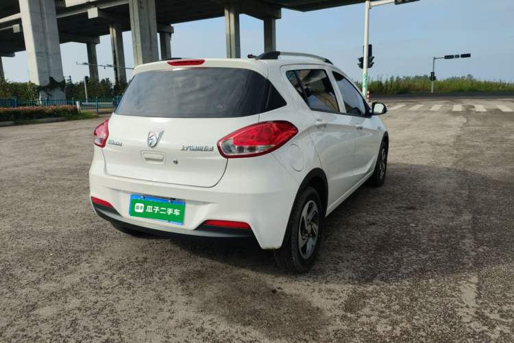 Used Baojun 310 2016 1.2L manual Comfort trim level Rear Right 45 Deg