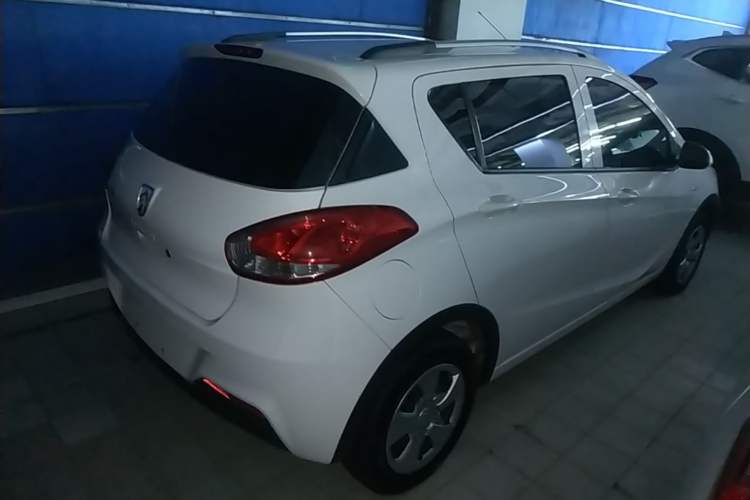 Used Baojun 310 2016 1.2L manual Comfort trim level Rear Right 45 Deg