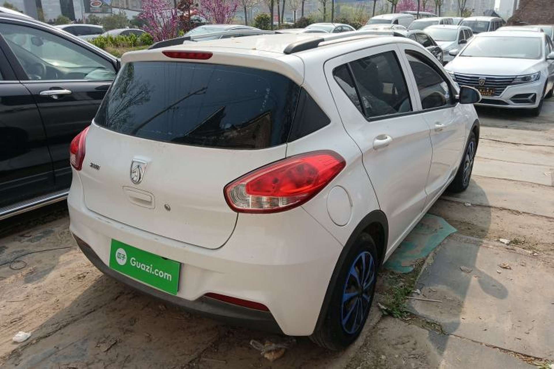Used Baojun 310 2016 1.2L manual Comfort trim level Rear Right 45 Deg