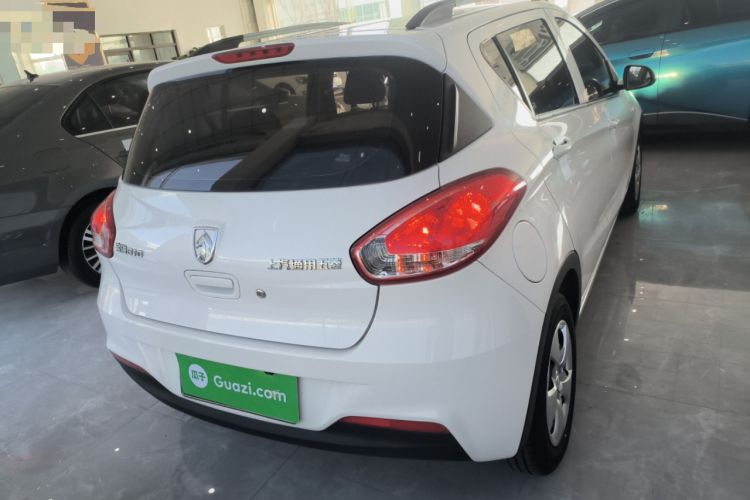 Used Baojun 310 2016 1.2L manual Comfort trim level Rear