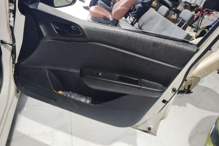 Used Baojun 310 2016 1.2L Manual Value Edition Right Front Door Interior