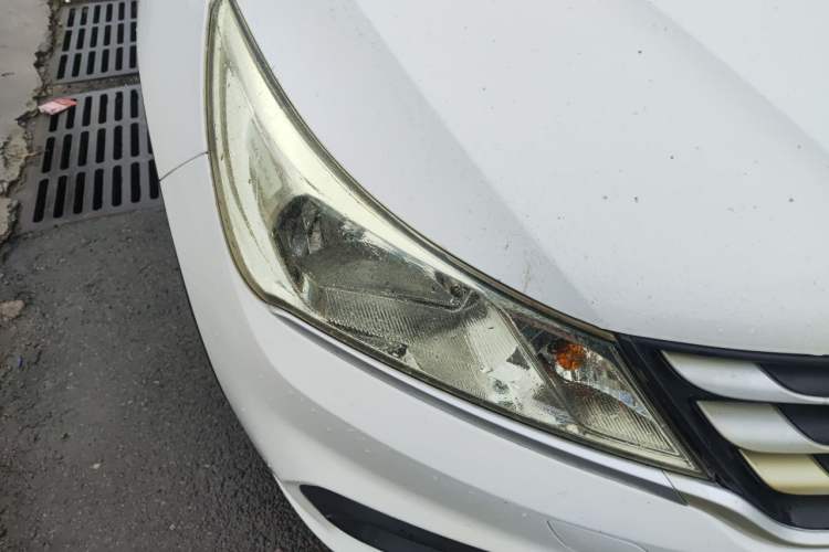 Used Baojun 310 2016 1.2L Manual Value Edition Right Front Headlight