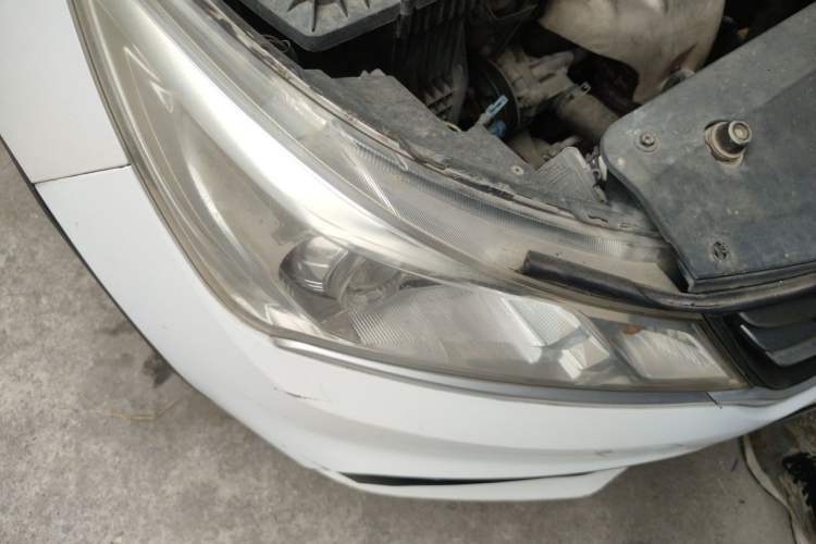 Used Baojun 310 2016 1.2L Manual Value Edition Right Front Headlight