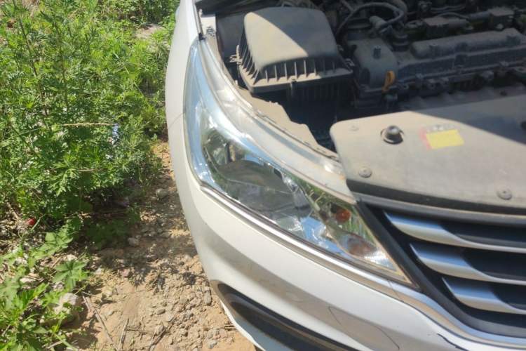 Used Baojun 310 2016 1.2L manual Comfort trim level Right Front Headlight