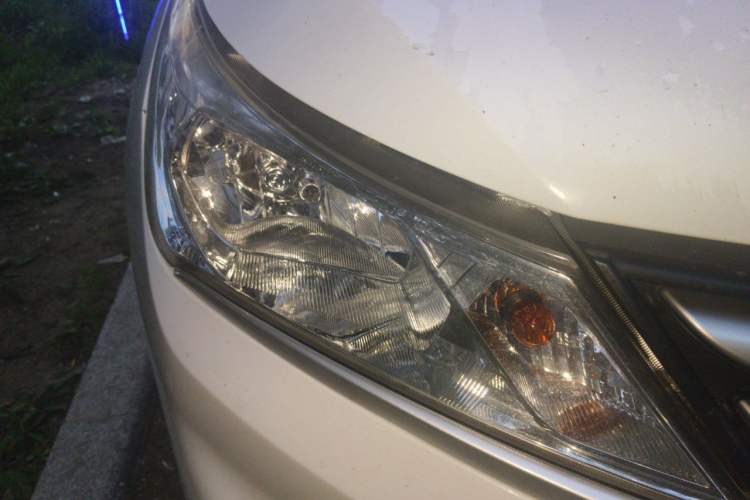 Used Baojun 310 2016 1.2L manual Comfort trim level Right Front Headlight