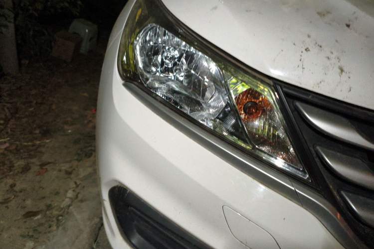 Used Baojun 310 2016 1.2L manual Comfort trim level Right Front Headlight
