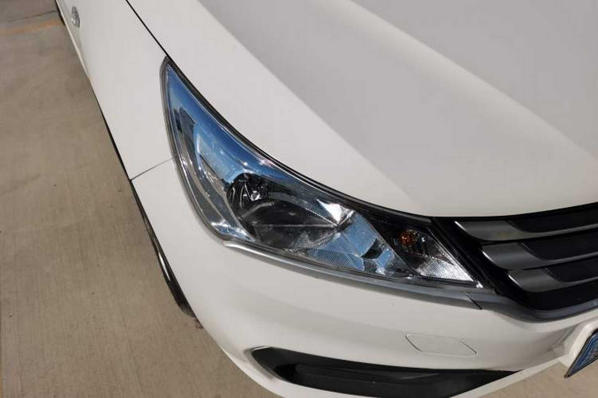 Used Baojun 310 2016 1.2L manual Comfort trim level Right Front Headlight