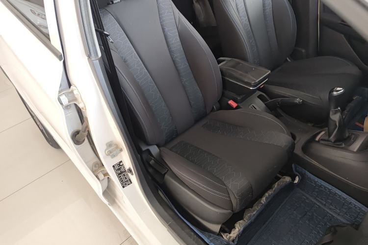 Used Baojun 310 2016 1.2L manual Comfort trim level Right Front Seat