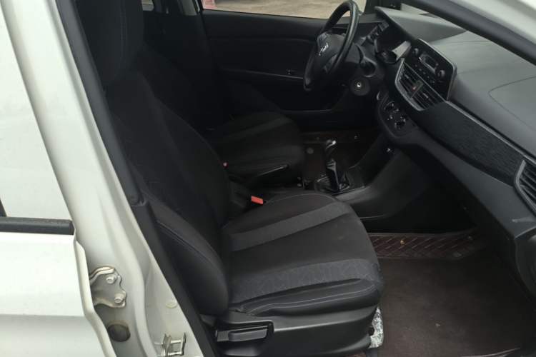 Used Baojun 310 2016 1.2L Manual Value Edition Right Front Seat