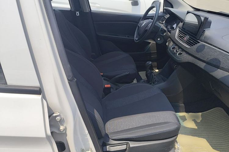 Used Baojun 310 2016 1.2L Manual Value Edition Right Front Seat