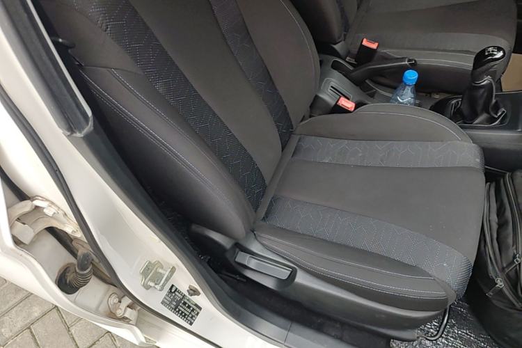 Used Baojun 310 2016 1.2L manual Comfort trim level Right Front Seat