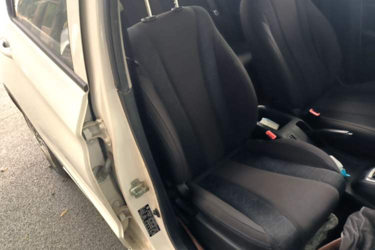 Used Baojun 310 2016 1.2L manual Comfort trim level Right Front Seat