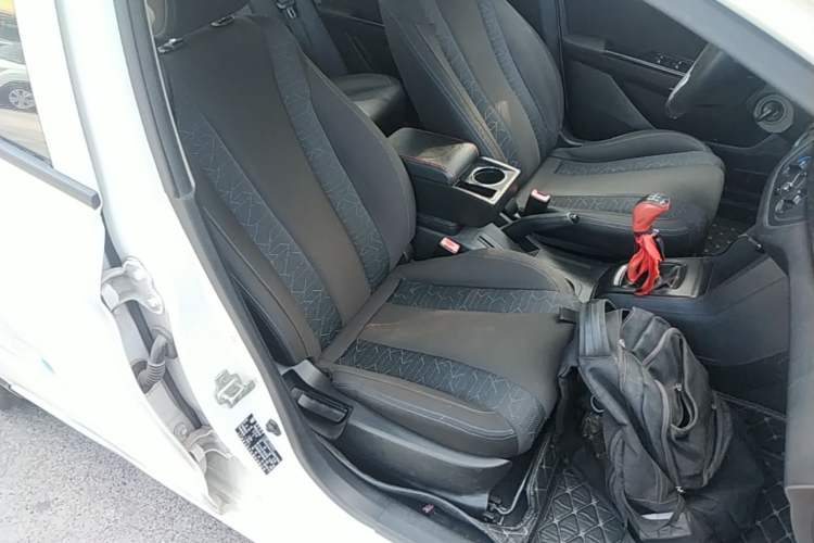 Used Baojun 310 2016 1.2L manual Comfort trim level Right Front Seat