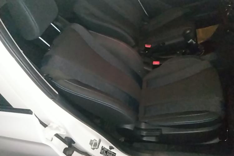 Used Baojun 310 2016 1.2L manual Comfort trim level Right Front Seat
