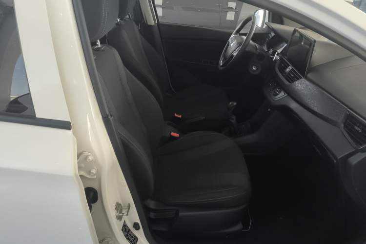 Used Baojun 310 2016 1.2L manual Comfort trim level Right Front Seat