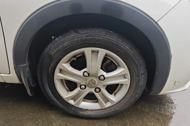 Used Baojun 310 2016 1.2L Manual Luxury Model Right Front Wheel Hub