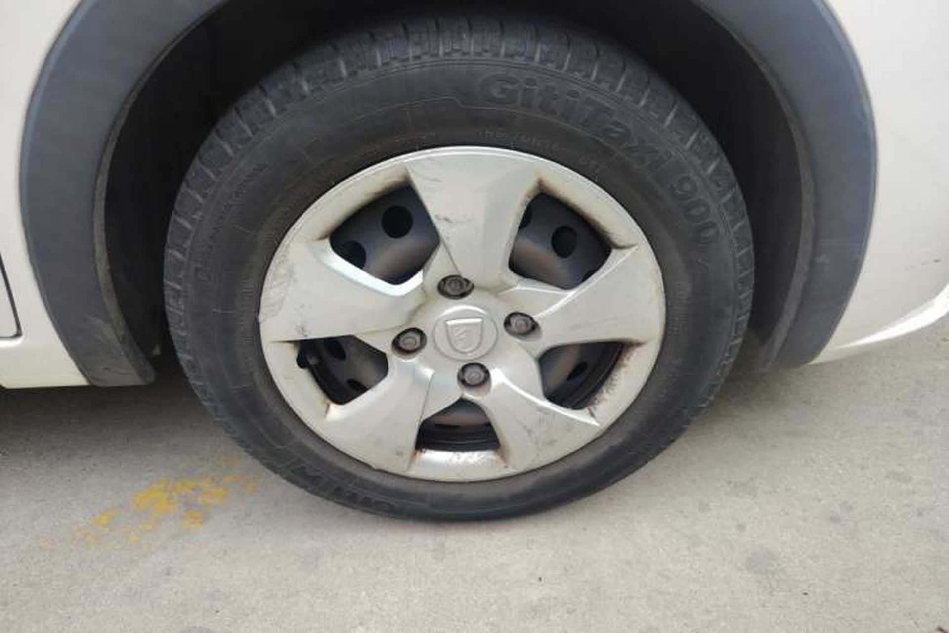 Used Baojun 310 2016 1.2L Manual Value Edition Right Front Wheel Hub