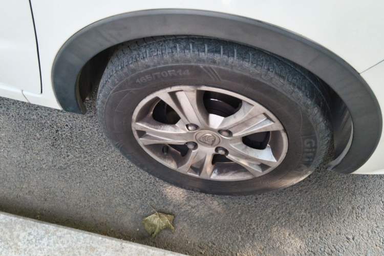 Used Baojun 310 2016 1.2L Manual Fashionable Edition Right Front Wheel Hub