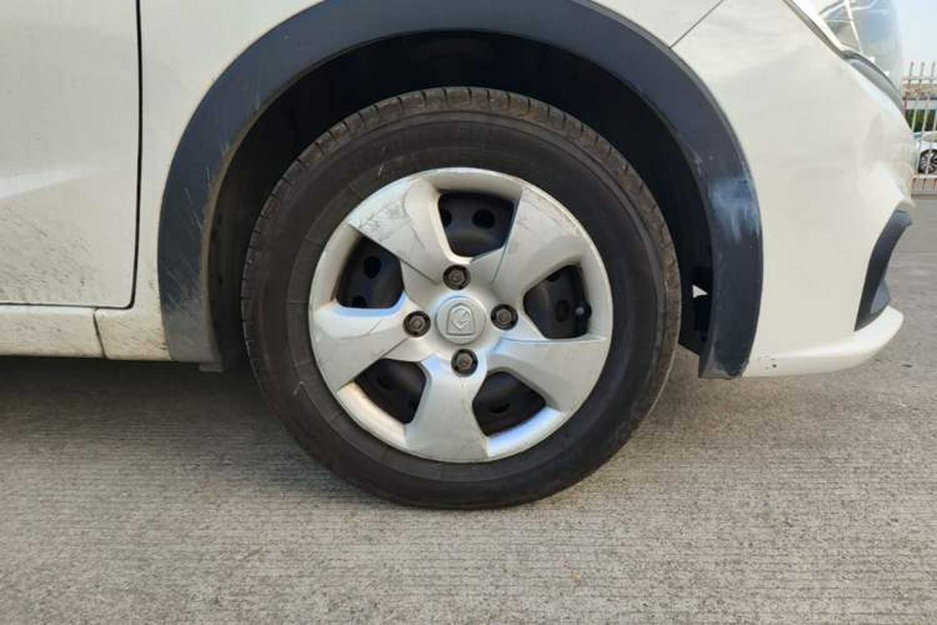 Used Baojun 310 2016 1.2L Manual Value Edition Right Front Wheel Hub