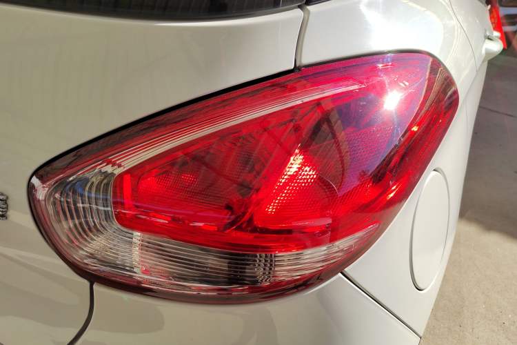 Used Baojun 310 2016 1.2L Manual Luxury Model Right Rear Taillight