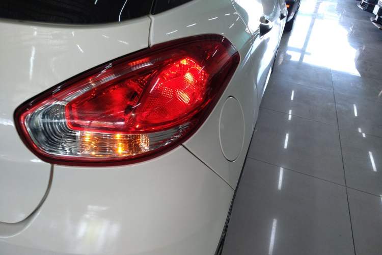 Used Baojun 310 2016 1.2L Manual Value Edition Right Rear Taillight