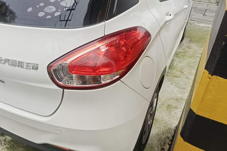 Used Baojun 310 2016 1.2L manual Comfort trim level Right Rear Taillight