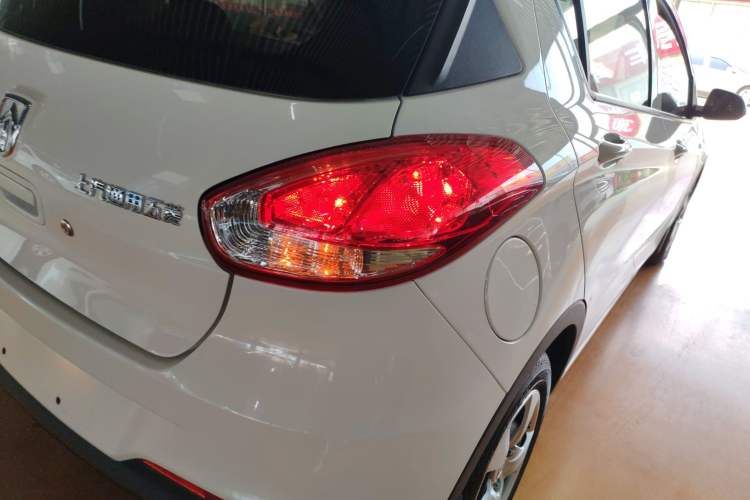 Used Baojun 310 2016 1.2L manual Comfort trim level Right Rear Taillight