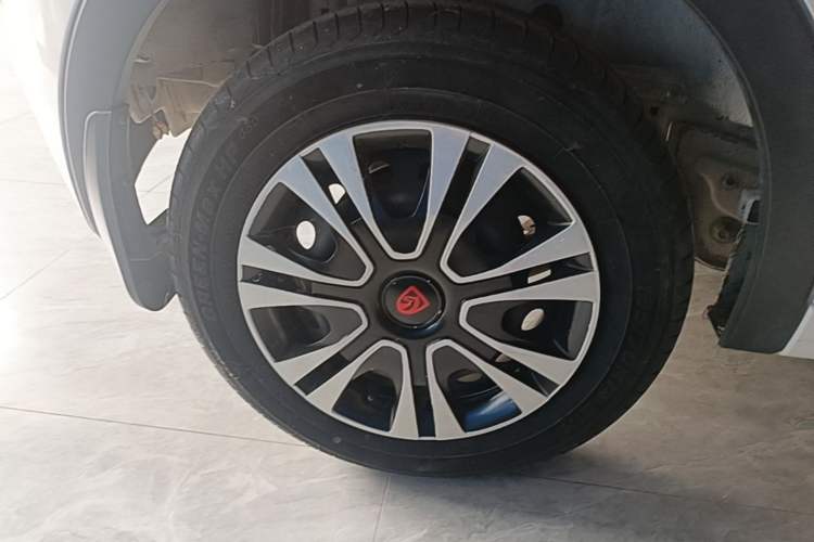 Used Baojun 310 2016 1.2L Manual Value Edition Right Rear Wheel Hub