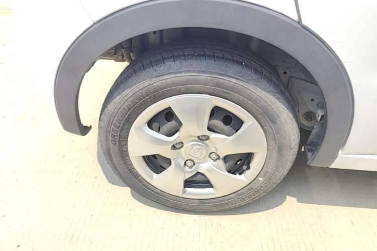 Used Baojun 310 2016 1.2L Manual Value Edition Right Rear Wheel Hub