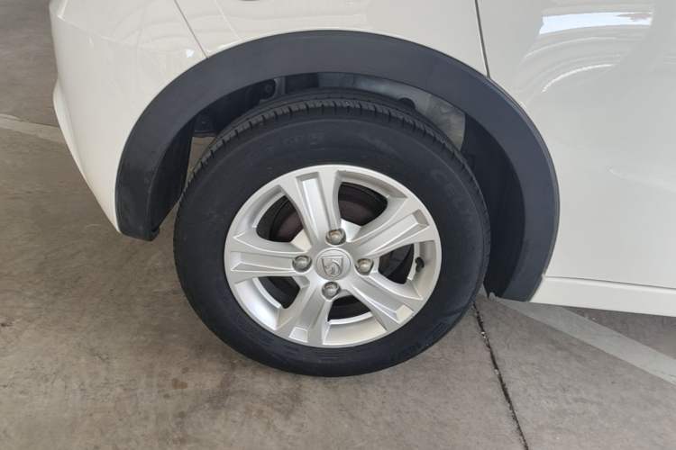 Used Baojun 310 2016 1.2L Manual Luxury Model Right Rear Wheel Hub