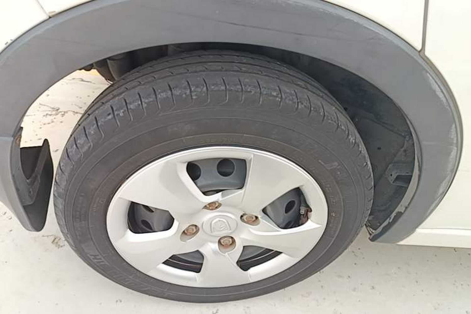 Used Baojun 310 2016 1.2L manual Comfort trim level Right Rear Wheel Hub