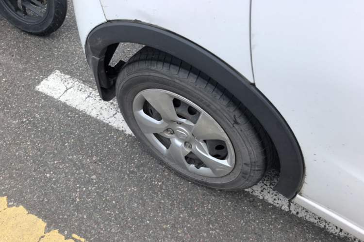 Used Baojun 310 2016 1.2L Manual Value Edition Right Rear Wheel Hub
