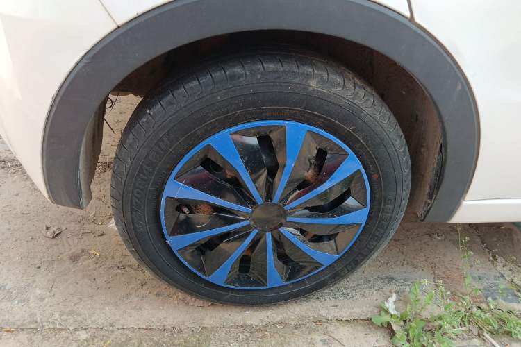 Used Baojun 310 2016 1.2L manual Comfort trim level Right Rear Wheel Hub