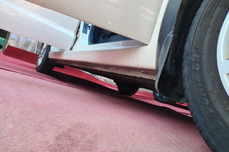 Used Baojun 310 2016 1.2L Manual Luxury Model Right Side Sill