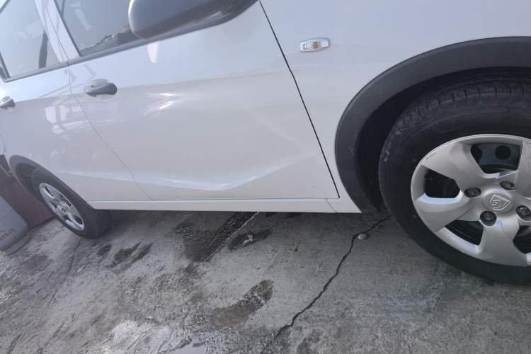 Used Baojun 310 2016 1.2L Manual Value Edition Right Side Sill