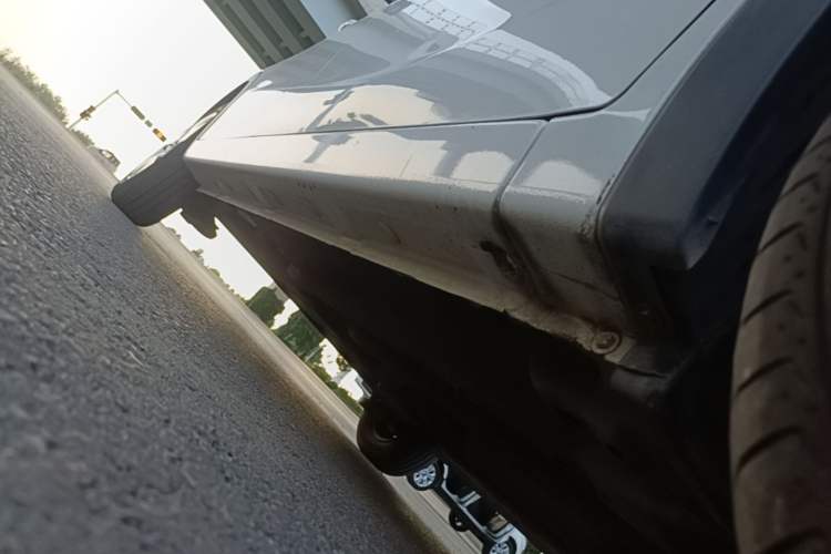 Used Baojun 310 2016 1.2L manual Comfort trim level Right Side Sill