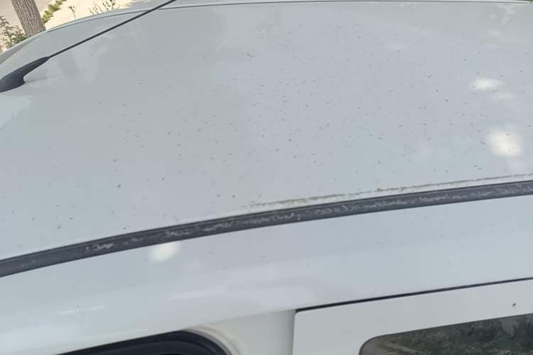 Used Baojun 310 2016 1.2L manual Comfort trim level Roof