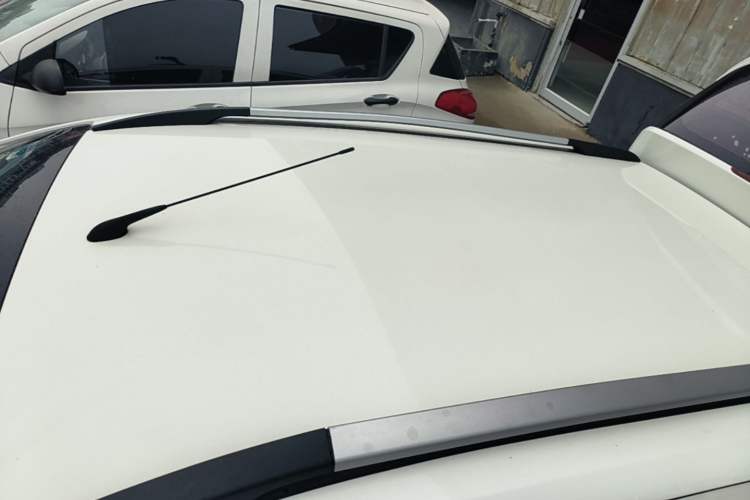 Used Baojun 310 2016 1.2L Manual Value Edition Roof