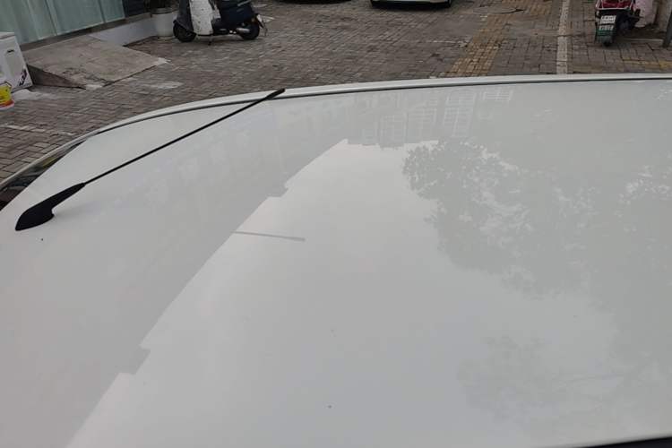 Used Baojun 310 2016 1.2L manual Comfort trim level Roof