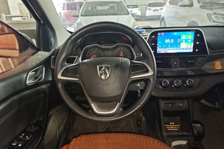 Used Baojun 310 2016 1.2L Manual Fashionable Edition Steering Wheel
