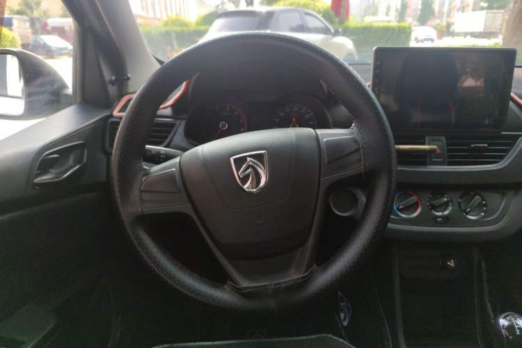 Used Baojun 310 2016 1.2L Manual Value Edition Steering Wheel