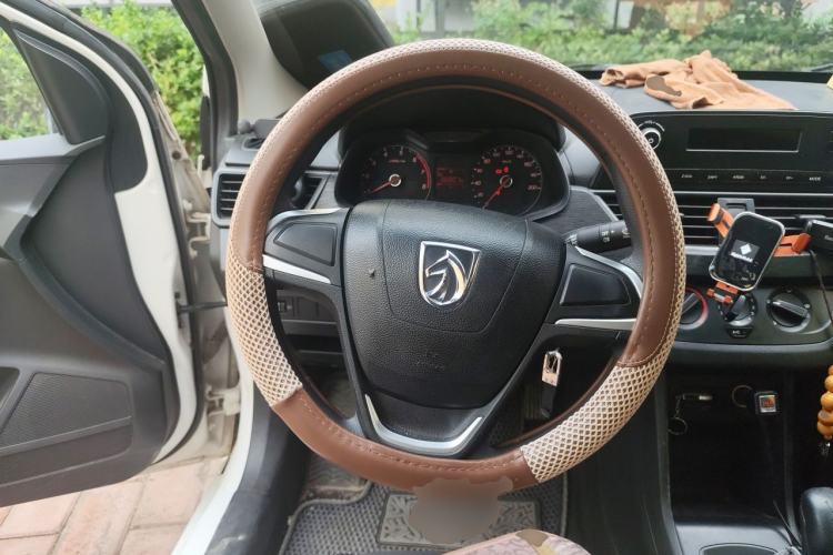 Used Baojun 310 2016 1.2L manual Comfort trim level Steering Wheel