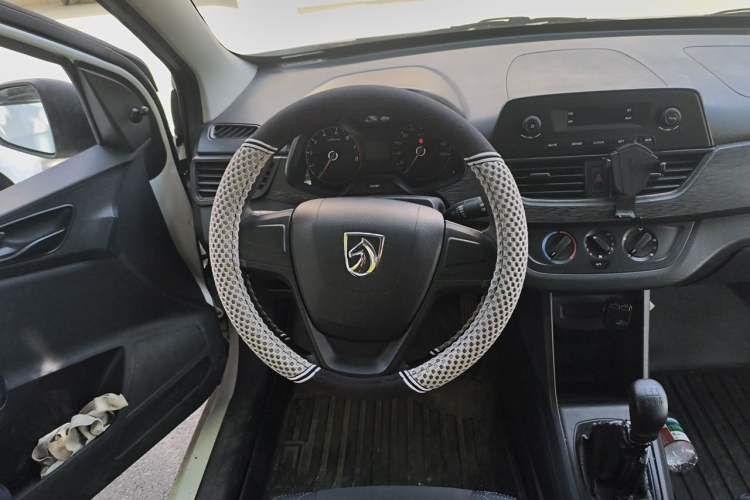 Used Baojun 310 2016 1.2L Manual Value Edition Steering Wheel