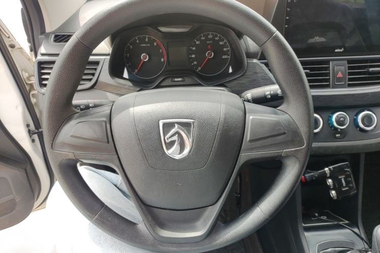 Used Baojun 310 2016 1.2L Manual Value Edition Steering Wheel