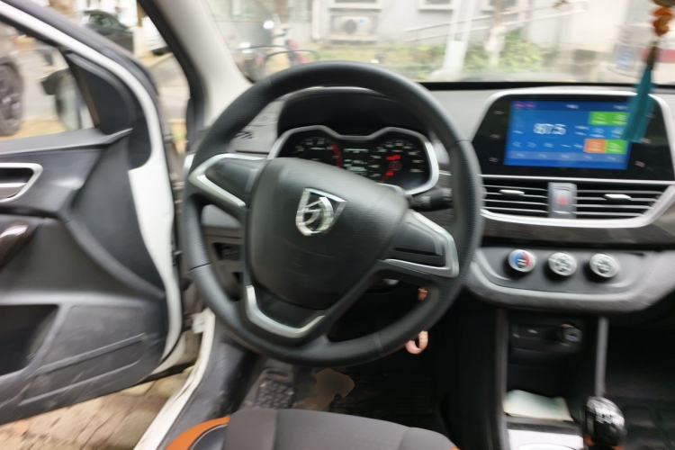 Used Baojun 310 2016 1.2L Manual Fashionable Edition Steering Wheel