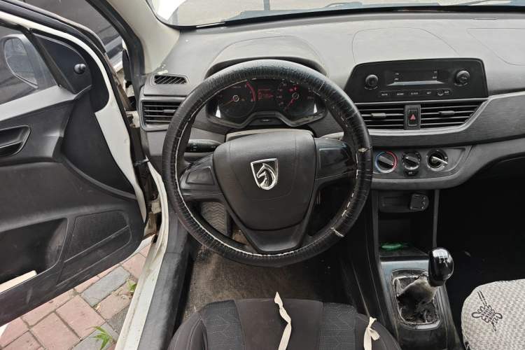 Used Baojun 310 2016 1.2L Manual Value Edition Steering Wheel