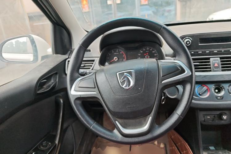 Used Baojun 310 2016 1.2L manual Comfort trim level Steering Wheel