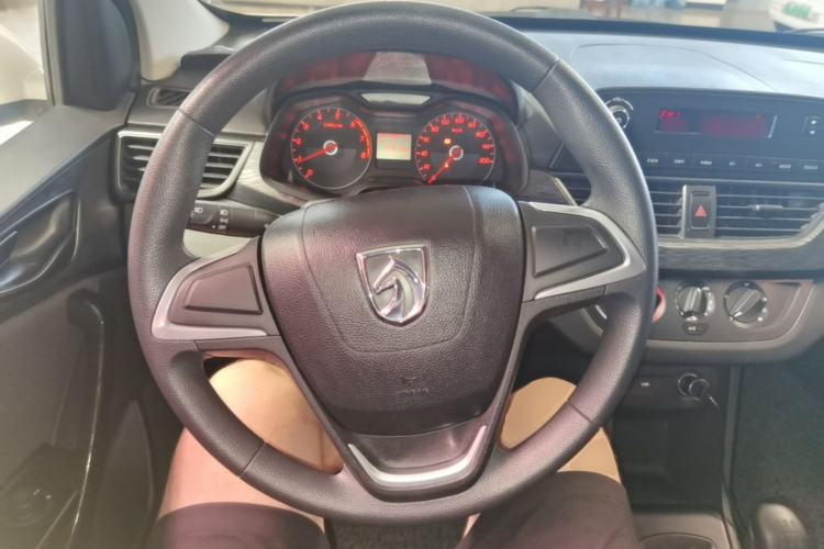Used Baojun 310 2016 1.2L manual Comfort trim level Steering Wheel