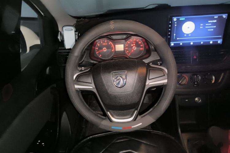 Used Baojun 310 2016 1.2L manual Comfort trim level Steering Wheel